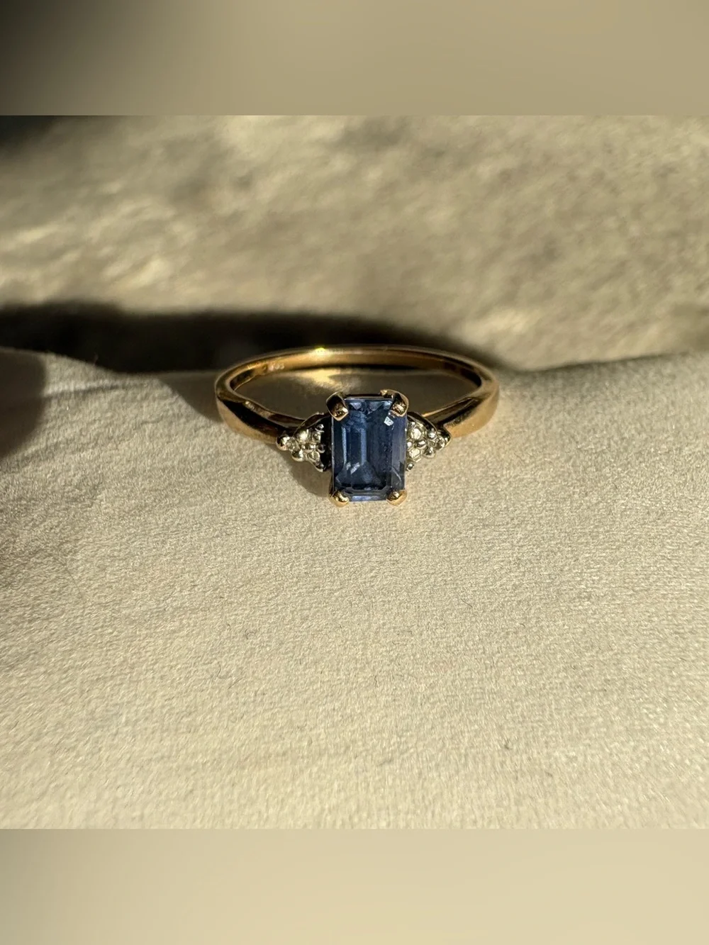 14k Solid Gold Ring with 1.2ct Natural Blue Sapphire & Diamond Accents